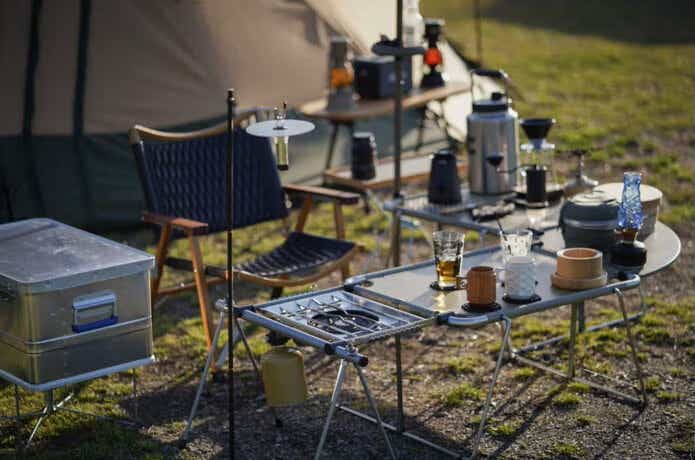 今密かに注目されてる「ブラック」キャンプ！黒コーデマスター＆黒ギア特集！CAMP HACK キャンプハック