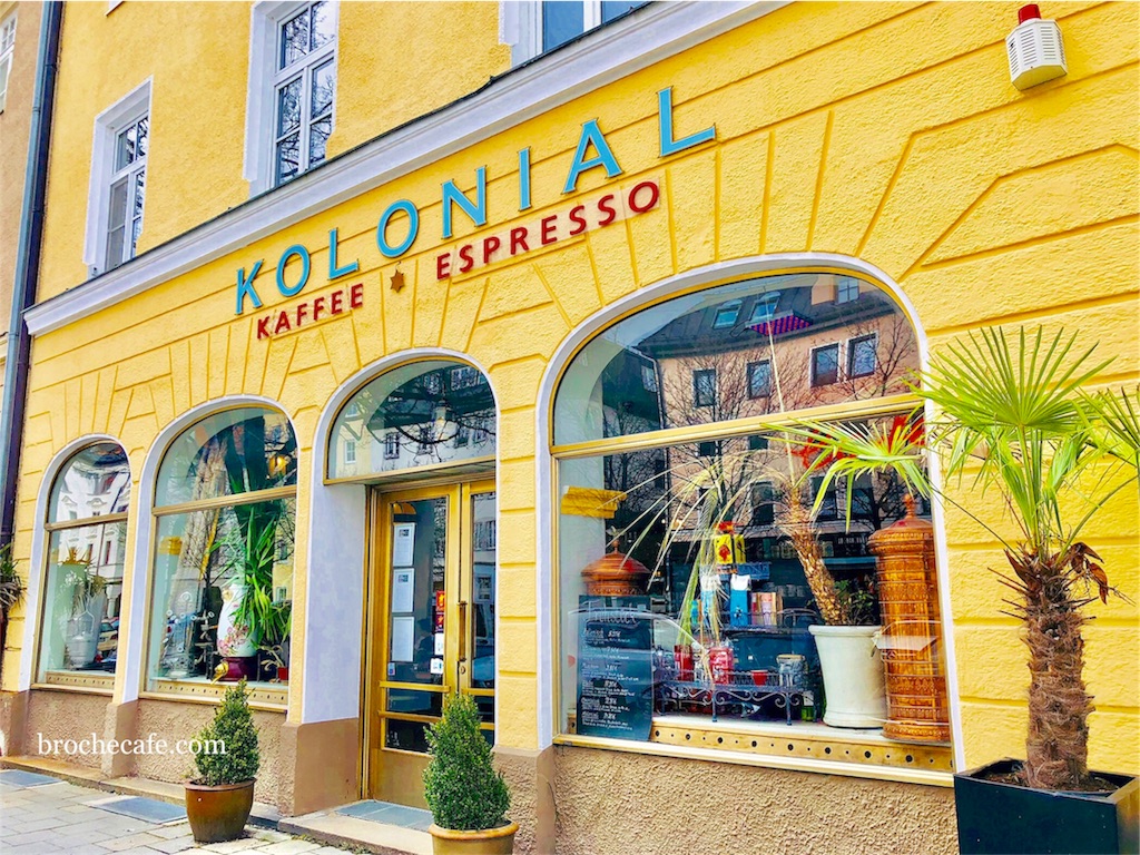 ウィーンカフェ文化をそのままにコロニアル調アンティークカフェ - ドイツ発オンラインフランス菓子教室Broche Café