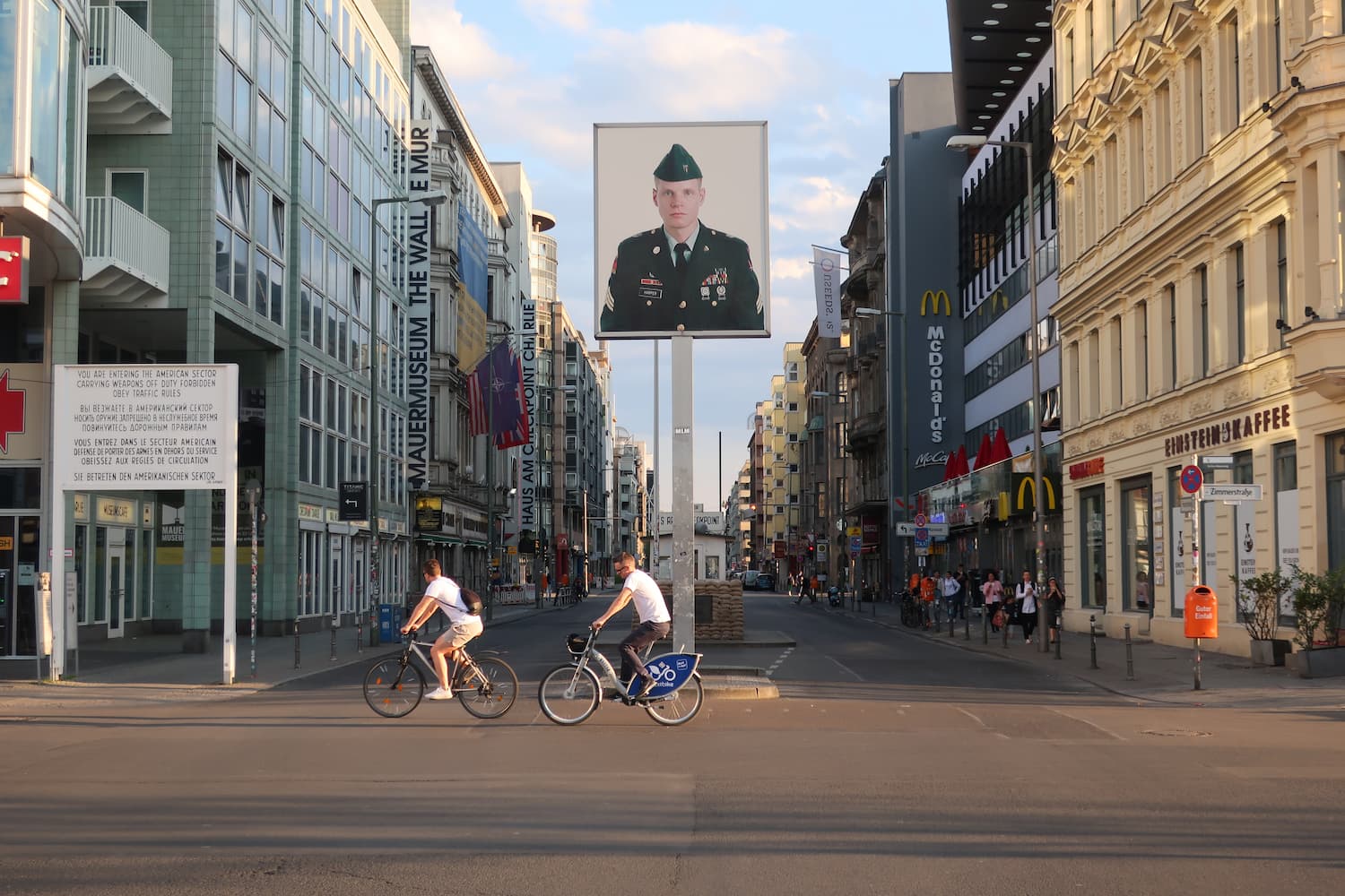Checkpoint Charlie in