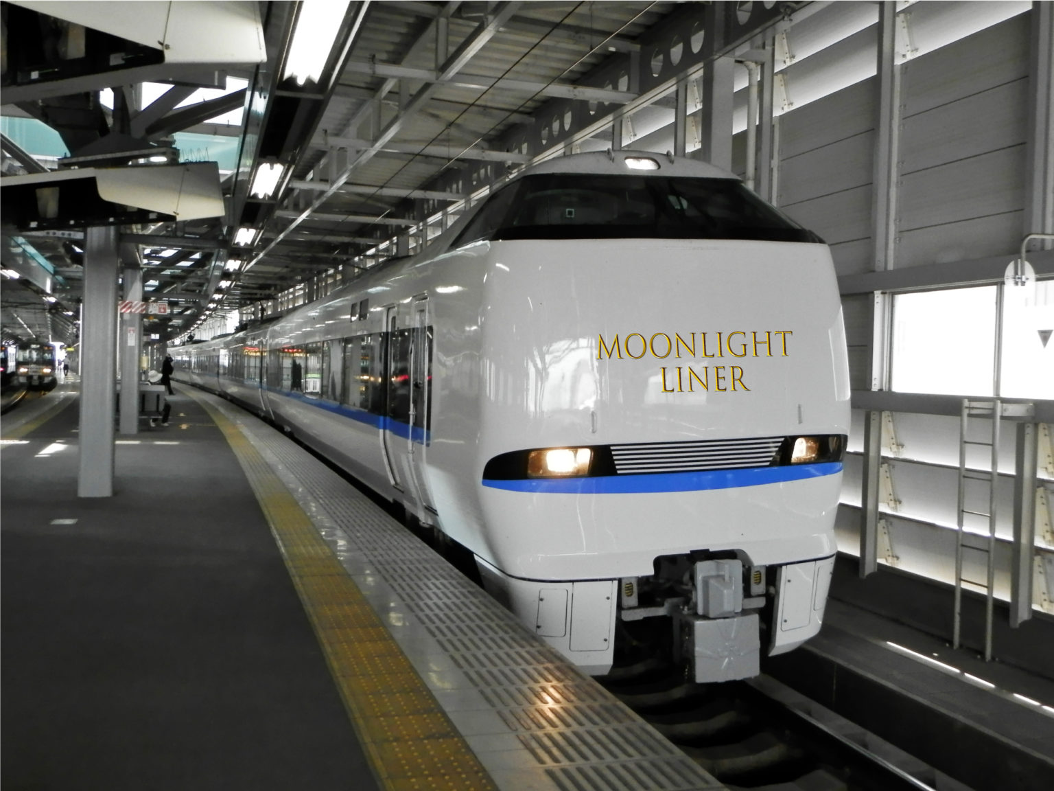 ６８３系 ０番台 しらさぎ