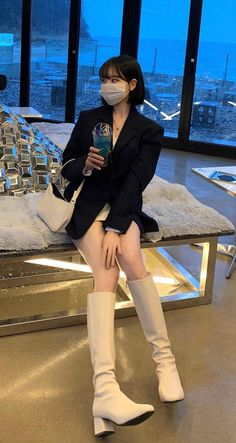 最近の足出しコーデまとめ🥨 冬の寒さに負けないぞ〜‼️⛄️ おしゃれだけど大容量の実力派バッグは @hyujenne_japan 👜お気に入りすぎてむっちゃ使ってる🎶冬服