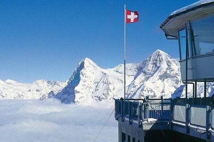 007の舞台・シルトホルン展望台ピッツ・グロリア ドイツロマンチック街道と周遊ドライブ 16夫婦で楽しむ旅と暮らし