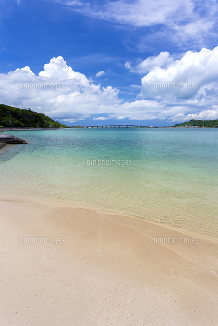 沖縄の風景 浜比嘉大橋 うるま市浜比嘉島の写真素材231970614 毎月1点無料