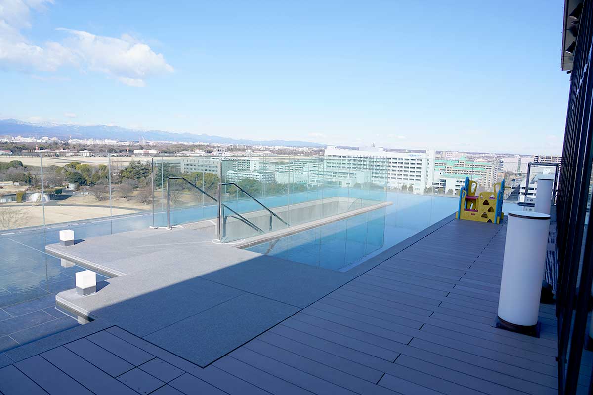 SORANO SPAではお子様も楽しく参加できるプログラムをご用意しております！キッズスイムレッスン、キッズ太極拳、親子アクアランニング、親子ボクササイズなど、楽しさ満載のプログラムを兄妹やお友達とご一緒に、ぜひ夏休みにご体験ください♪ご予約・お問い合わせ