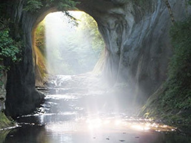 全国版 雨の日に行きたい絶景スポット13選！傘とカメラを持って出かけよう