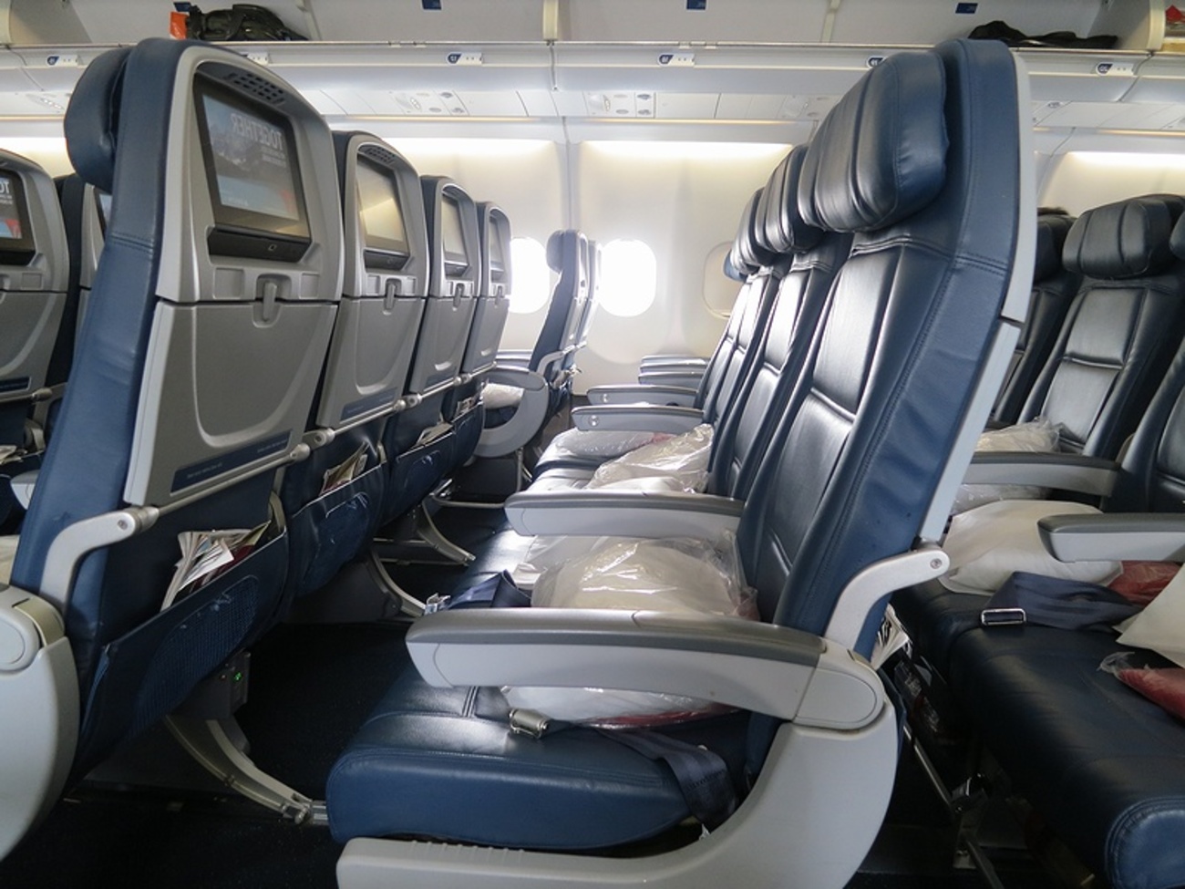 気になるキャビン〜JALボーイング777-300ER プレミアムエコノミー＆エコノミークラス編AIRLINE web