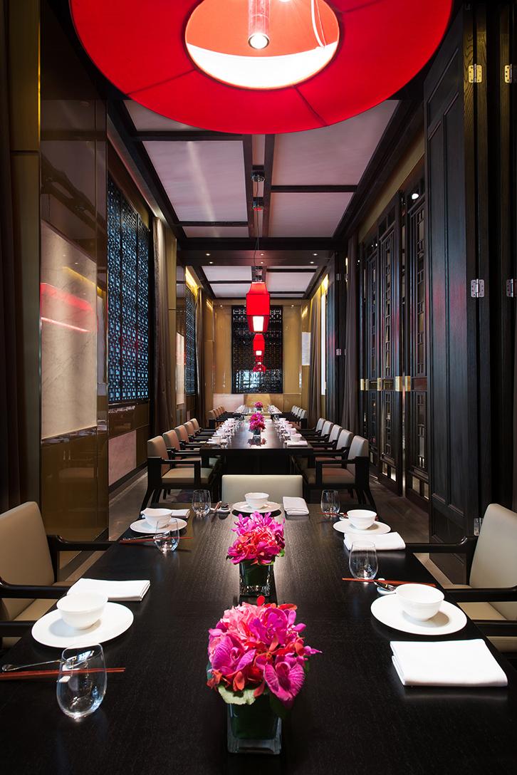 上海 外灘 The Shanghaiな夜景が一望できるルーフトップバー