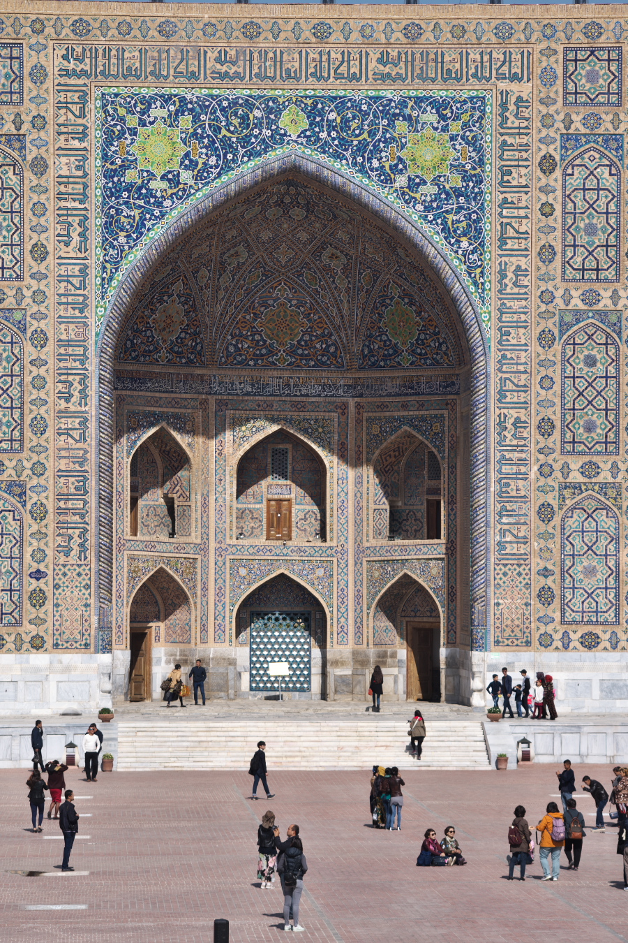 レギスタン広場でRPG気分 憧れのウズベキスタン 3 - 欲しがります負けたって