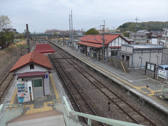 関東日帰り-三県境+1編 2両毛線 岩宿駅 ～4社4路線が絡み合う地域を抜ける～