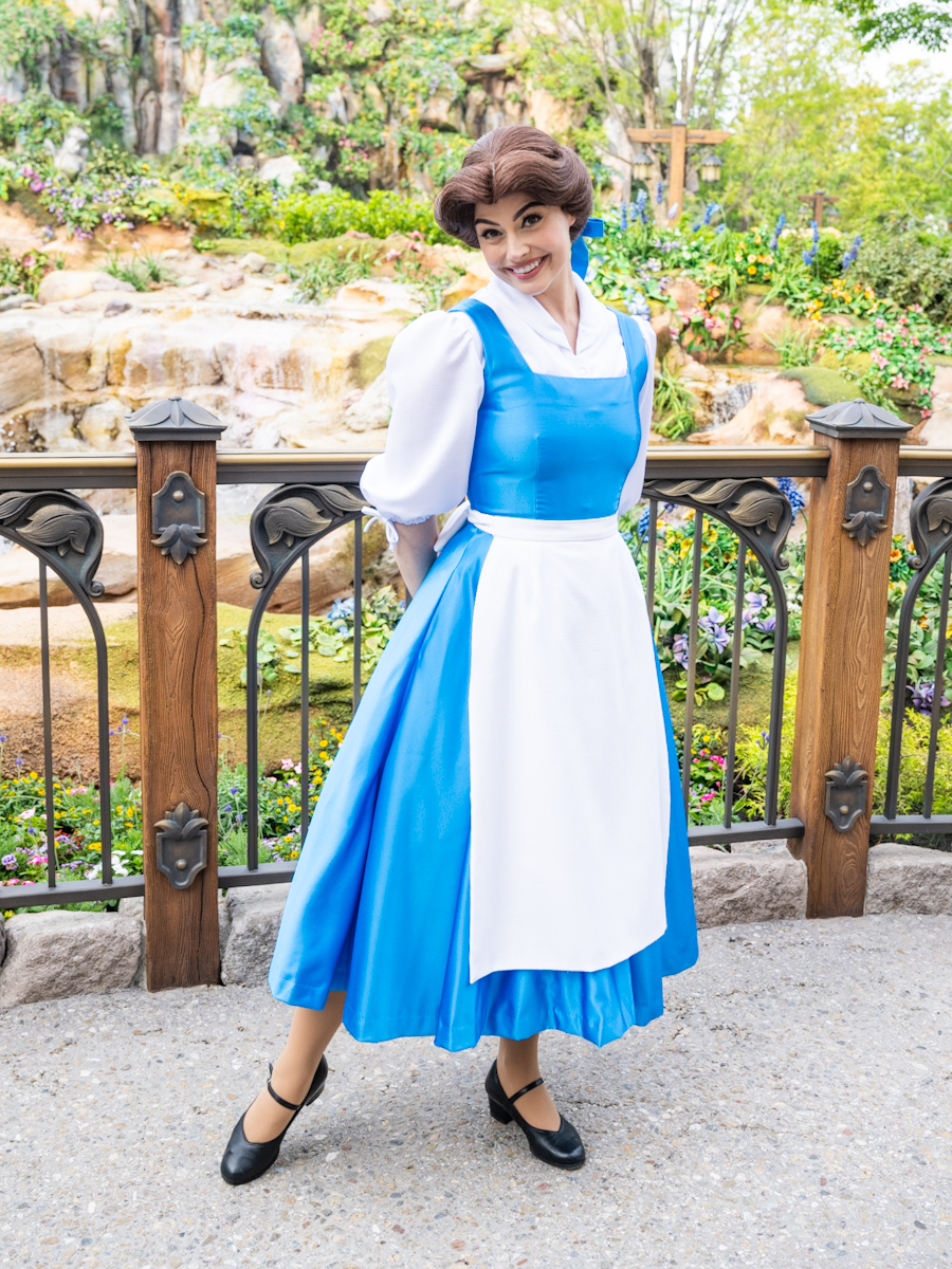 町ベルの衣装で楽しむディズニーハロウィンTikTok ディズニー シンデレラ プリンセス