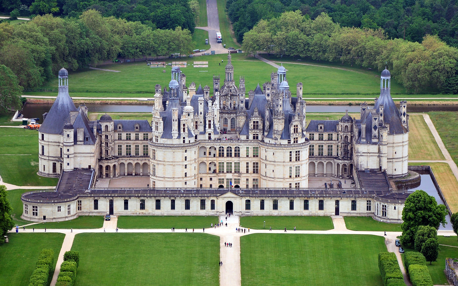 北フランスの旅⑫世界遺産シャンボール城～シャルトル大聖堂未来ちゃんといっしょ
