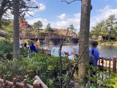 公式 アトラクションキャストが教える！見どころ紹介 〜「ビーバーブラザーズのカヌー探険」編〜東京ディズニーリゾート・ブログ東京ディズニーリゾート