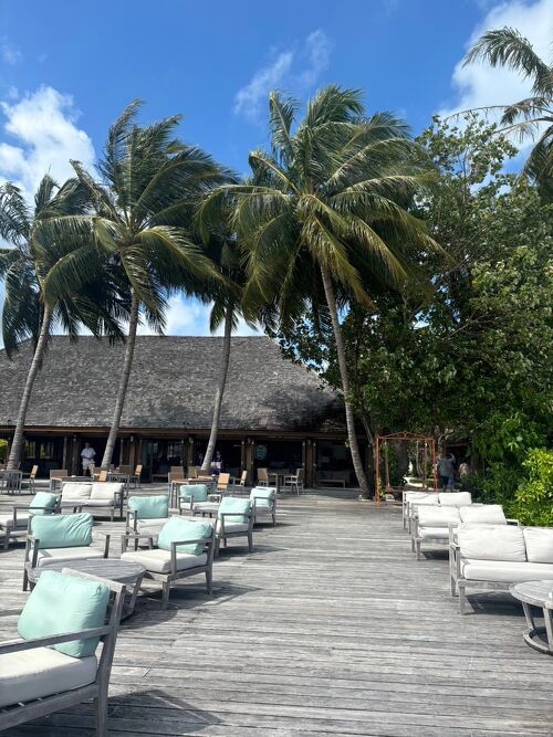 客室からすべり台で海へ飛び込める！ モルディブの最新リゾートに驚いた古関千恵子の世界極楽ビーチ百景写真15枚目