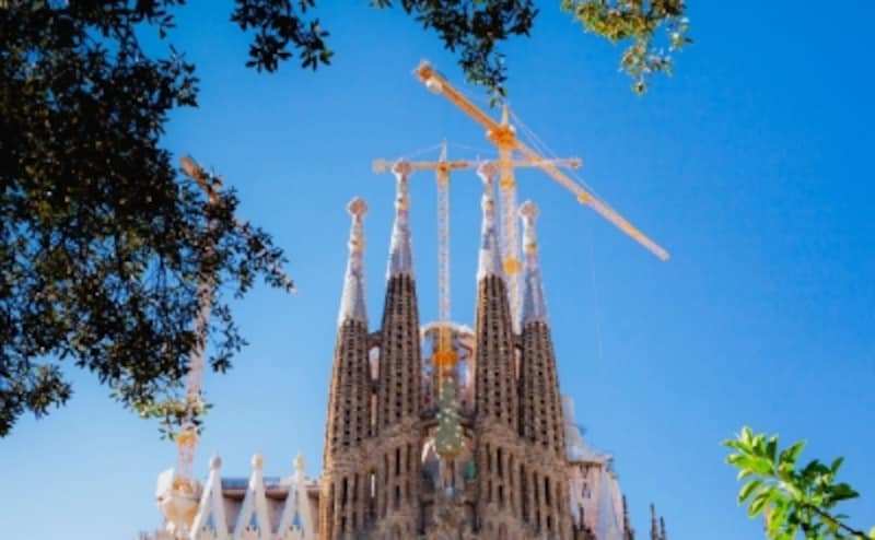 2026年完成予定！世界遺産サグラダファミリアは早めに予約しよう - SUNU TRAVEL