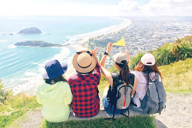 38,824,700点を超える旅行のストックフォト、写真、そしてロイヤリティフリーの画像 - iStockスーツケース, 飛行機,