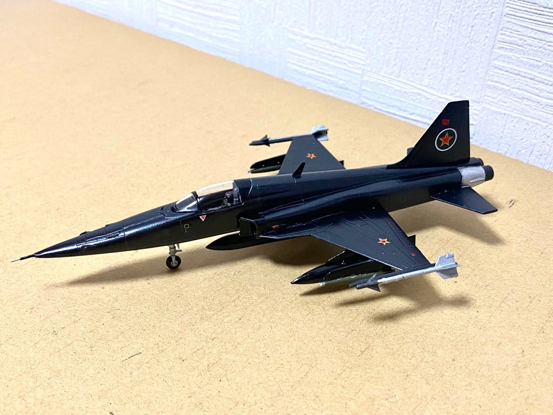 5分でわかる「マーヴェリック」登場飛行機&航空母艦まとめ！今こそ飛行機プラモを作ろう！ トップガン マーヴェリック–