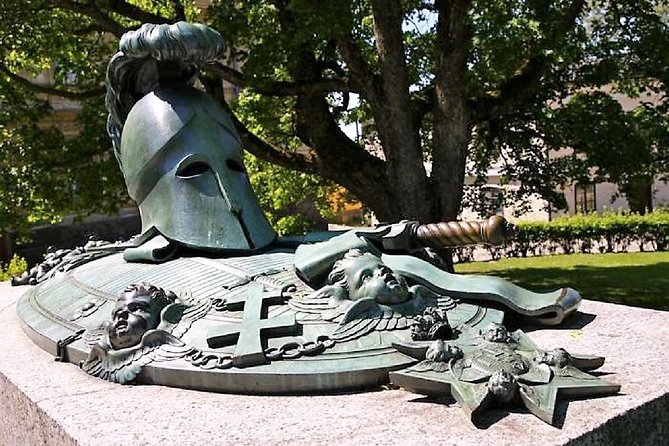 世界遺産スオメンリンナ島の要塞観光～フェリーで鳥に襲われる⁈：「通り抜け禁止」は英語で何という？ - 旅行記～ヨーロッパの真ん中から