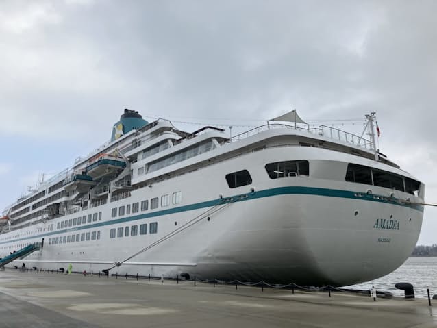 金沢港クルーズターミナルとは？大型クルーズ船を見ながらランチもできます！ブログ 公式 石川県の観光 旅行サイト「ほっと石川旅ねっと」