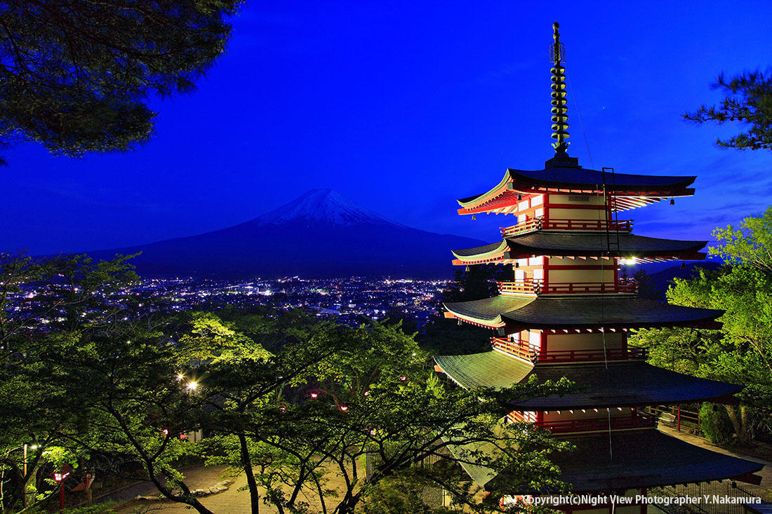 新倉富士浅間神社 の周辺スポット・アクセス・口コミ -