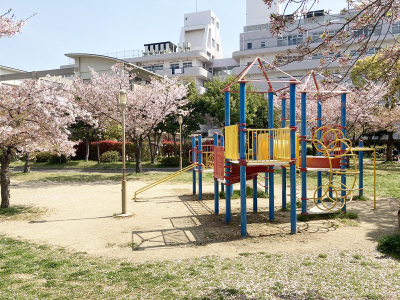 小林公園の完全ガイドレビュー・駐車場・遊具など