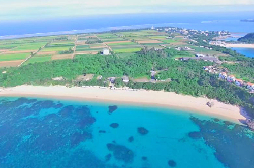 熊野大花火大会の前日は大泊海水浴場で海水浴を楽しみましたThe day before the