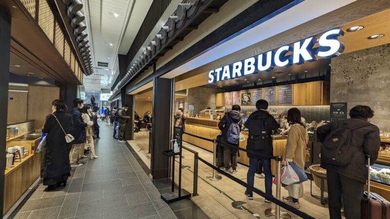 京都駅の新幹線改札内：お土産売り場マップと営業時間 6時半～21時半京都駅お土産売り場ガイド