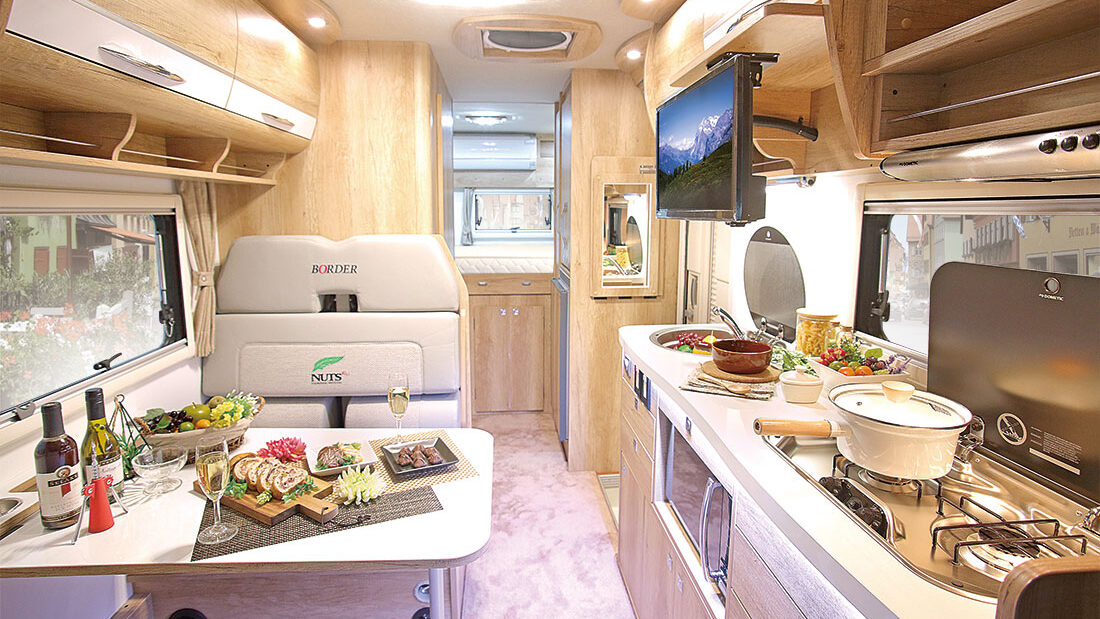 キャンピングカーの内装レイアウトを徹底解説！ キャブコン・バンコン検討者向けガレキャン通信