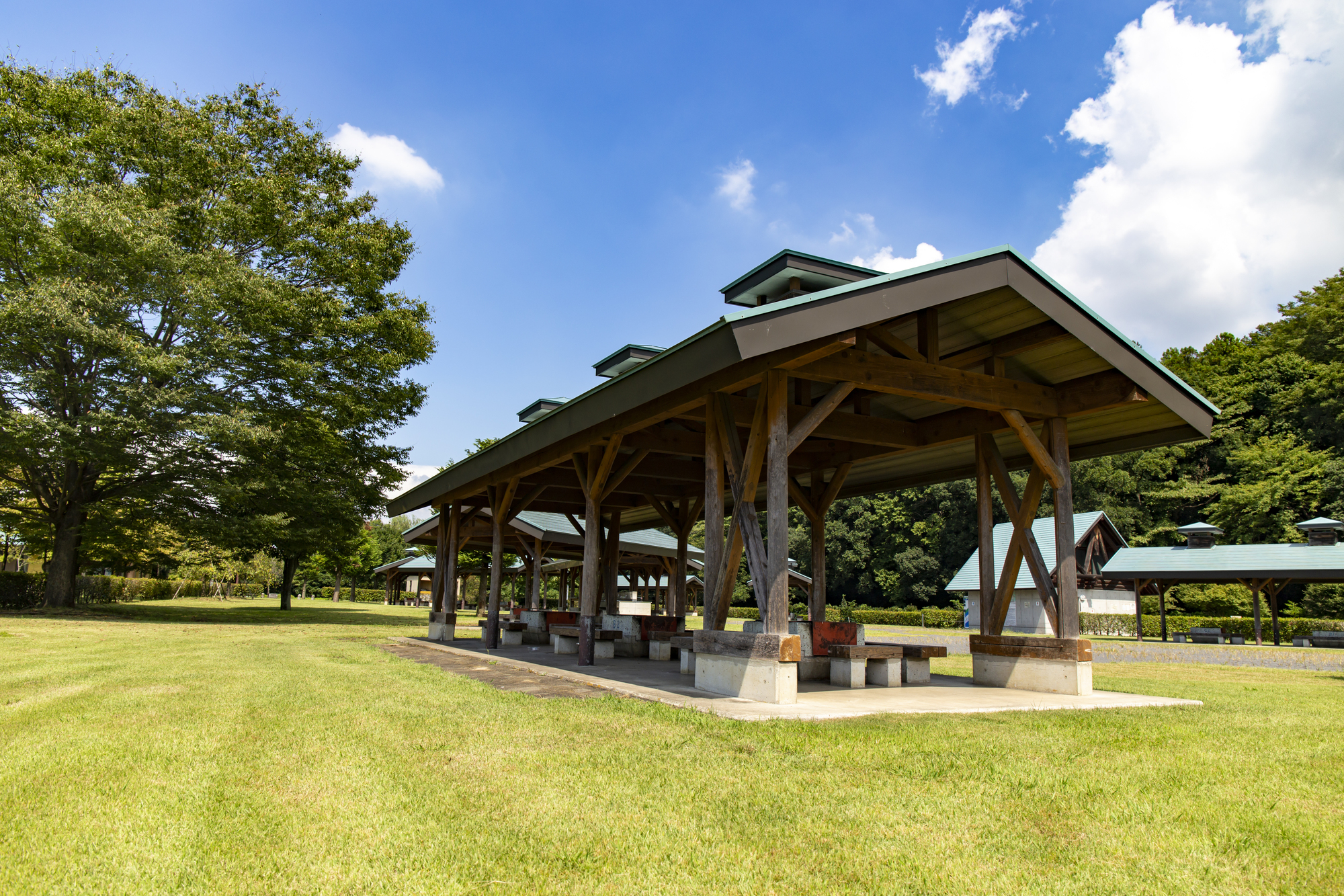 雨の日でもBBQを楽しむ！雨バーベキューの楽しみ方や対策を徹底解説スペースマーケットマガジン