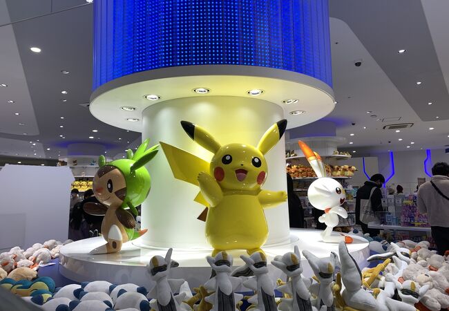 レントラーいたぁ⚡️😍😍😍🙌✨ポケモンストアポケモンセンターpokemoncenterpokémonstore南船橋南 船橋ららぽーとpokemoncentertokyobayポケモンセンタートウキョーベイららぽーとららぽーとtokyobayレントラー黒いポケモン黒いポケモンたちに