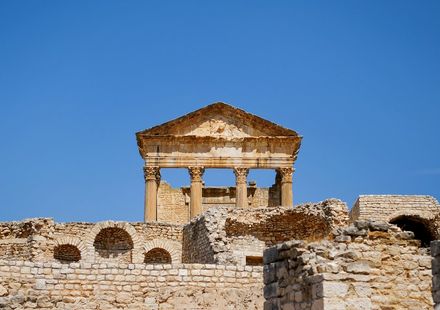 出力：チュニスからドゥッガとブッラ・レギアへの日帰り旅行 - Hellotickets