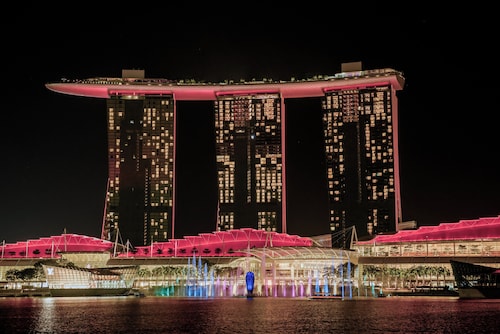 シンガポールでのインフィニティ・プールがあるホテル、アパートホテルやリゾート