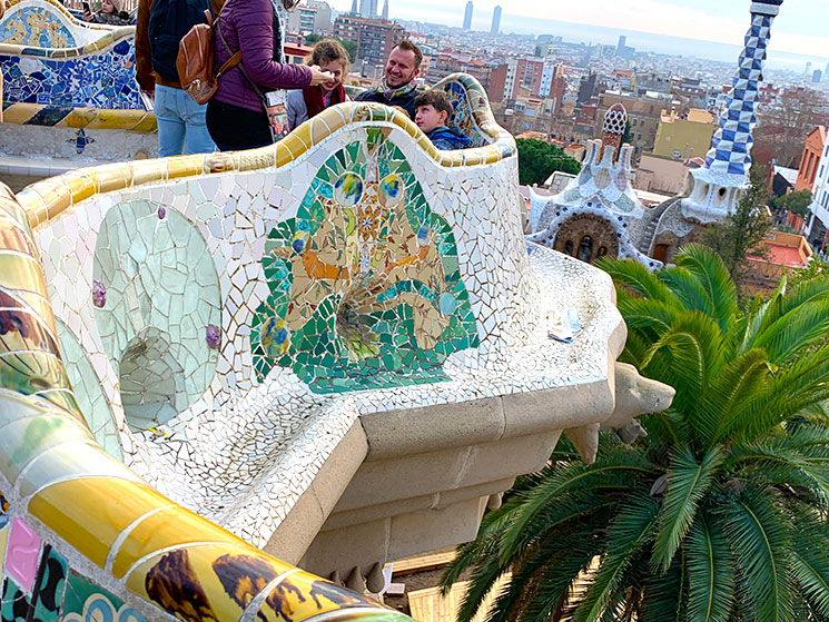 2025 グエル公園スキップ・ザ・ラインガイドツアー、提供元：Crown Tours