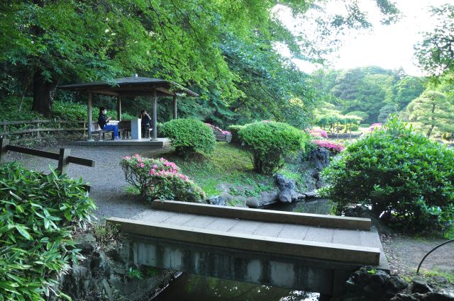 新海誠監督作品「言の葉の庭」美しいロケ地6選やすたび