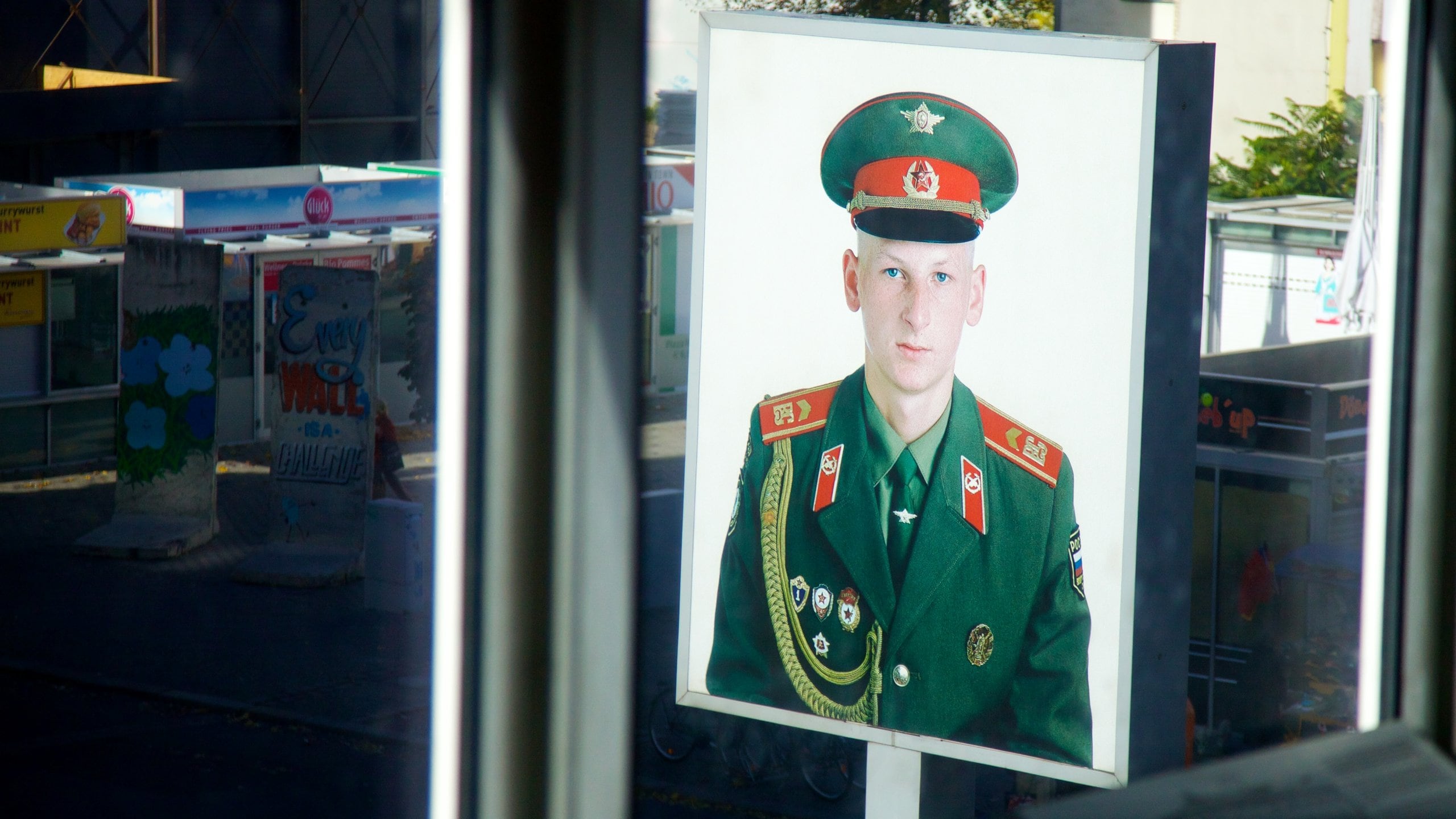 163 ベルリンの壁とチェックポイントチャーリーと思ったこと ドイツ 1にしきよWORLD.com