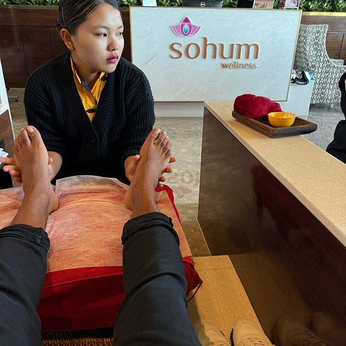 世界一周移動日 インド脱出！UAE ドバイへ！ムンバイのチャトラパティ・シヴァージ―国際空港ラウンジ「royaltylounge」にも行きました！ プライオリティパス- とことこ