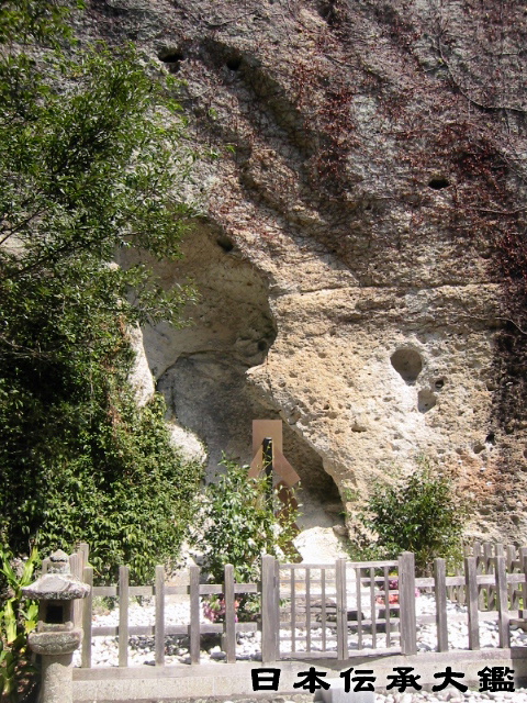 お綱かけ神事に活気再び 熊野・花の窟神社、「お白洲引き」も３年ぶり：中日新聞Web