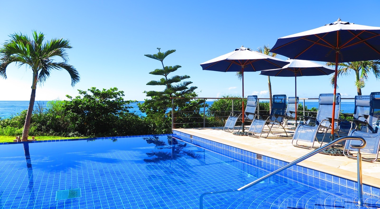 アラマンダ インギャーコーラルヴィレッジベストレート ロフト＆ジャグジー付のプライベートヴィラ