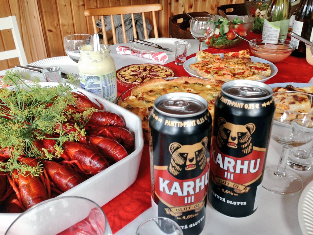 8月だからザリガニパーティーをしました北欧のおやつとごはん