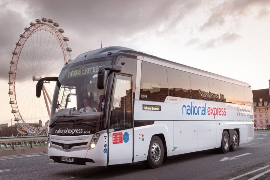 ロンドンからガトウィック空港までの安い行き方 空港施設解説 - イギリスに行くとこうなる