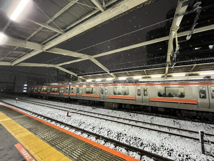 ２月１５日撮影 雪の武蔵野線、いろんな電車が・ : 電気屋の鉄道資料館