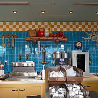 キャラクターモチーフのピザやパオ！東京ディズニーランド「ヒューイ・デューイ・ルーイのグッドタイム・カフェ」グランドメニューまとめ