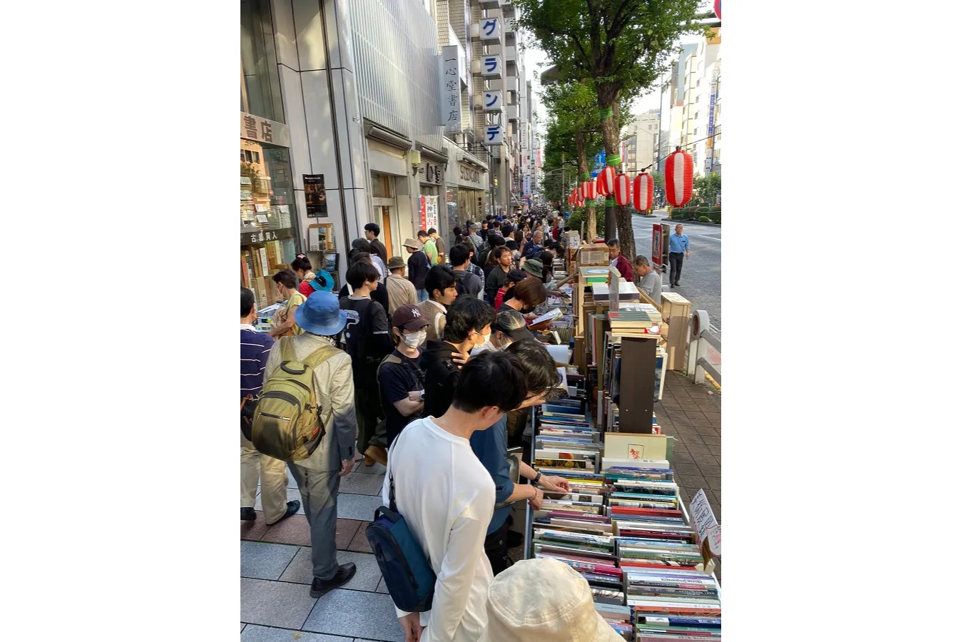 BOOKTOWNじんぼう