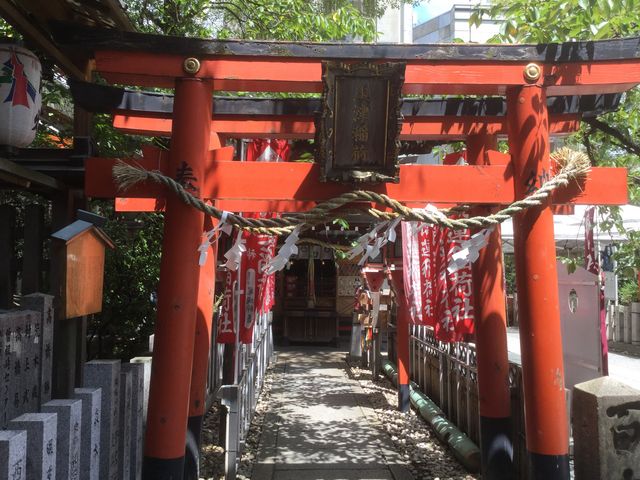 露天神社 お初天神 由緒ある神社の歴史と見どころ、参拝情報を完全ガイド