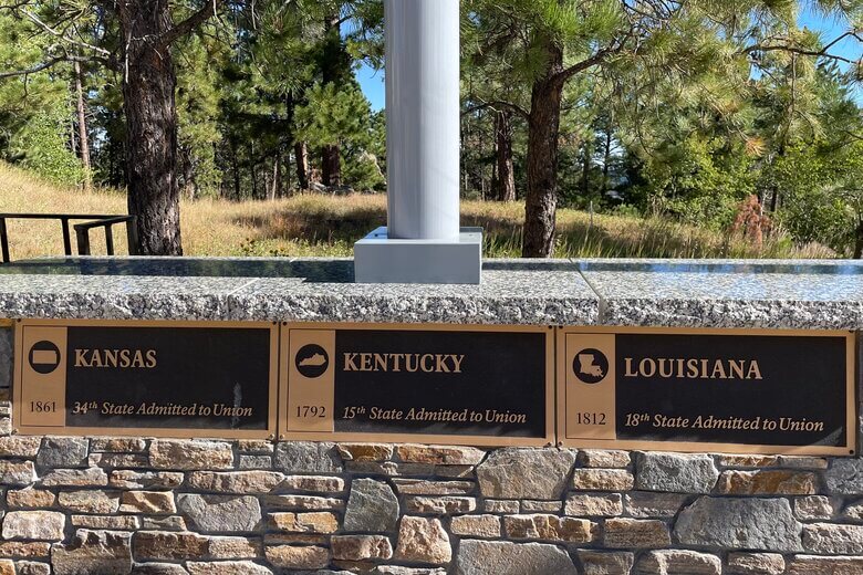 マウントラッシュモアにも行く！イエローストーン、グランドティートン4日間オプショナルツアーの予約はJTB