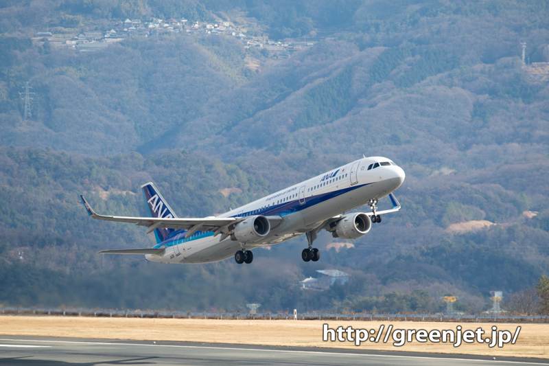 飛行機夜景」は難しくない？撮影時に押さえておくべきいくつかのポイント飛行機写真の教科書 第7回 – PICTURES