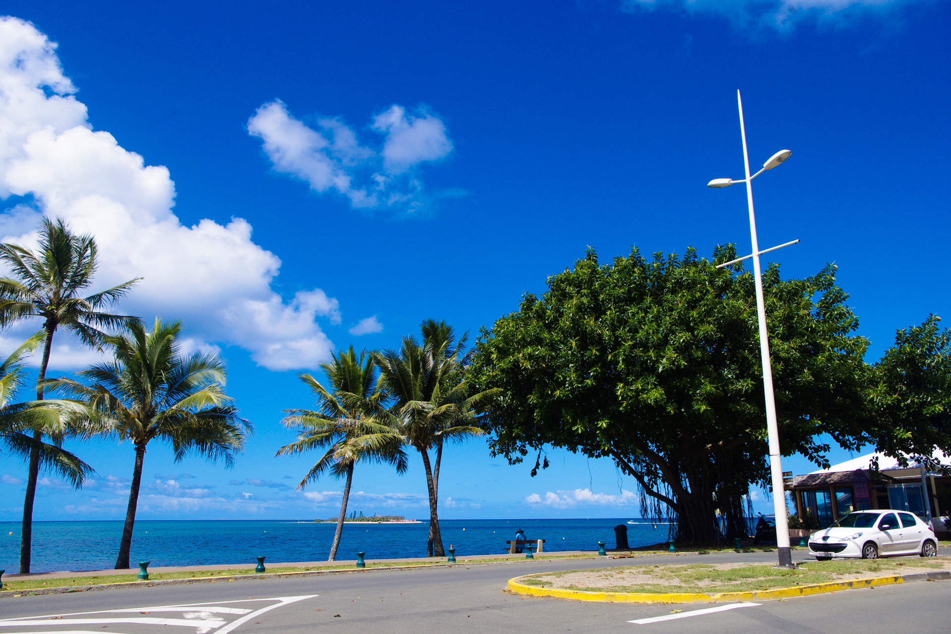 外国の風景「ワイキキの夜景」壁紙1920x1280 - 壁紙館
