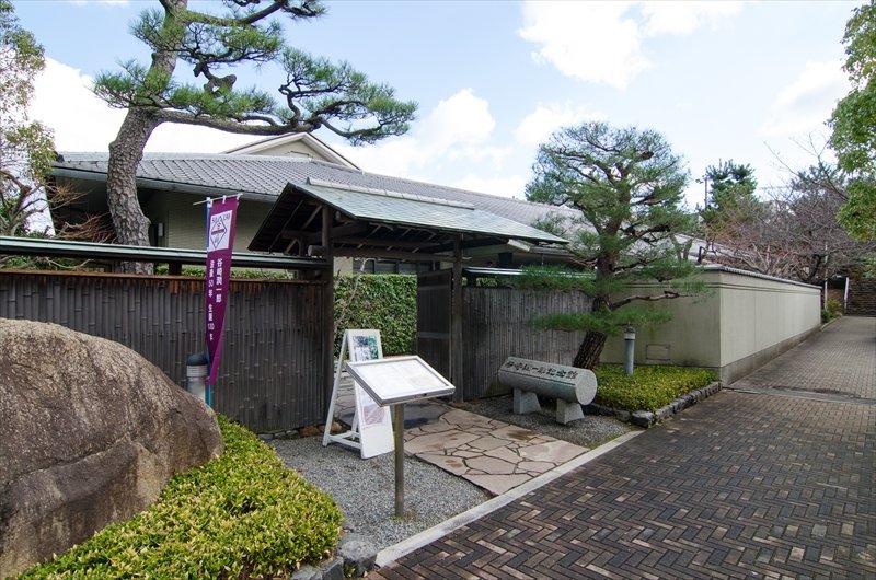 室内サウナ＆巨大書庫付きの大豪邸空き家！兵庫県芦屋市六麓荘、高級住宅街に佇む絶景庭園もアキカツマガジン空き家活用株式会社