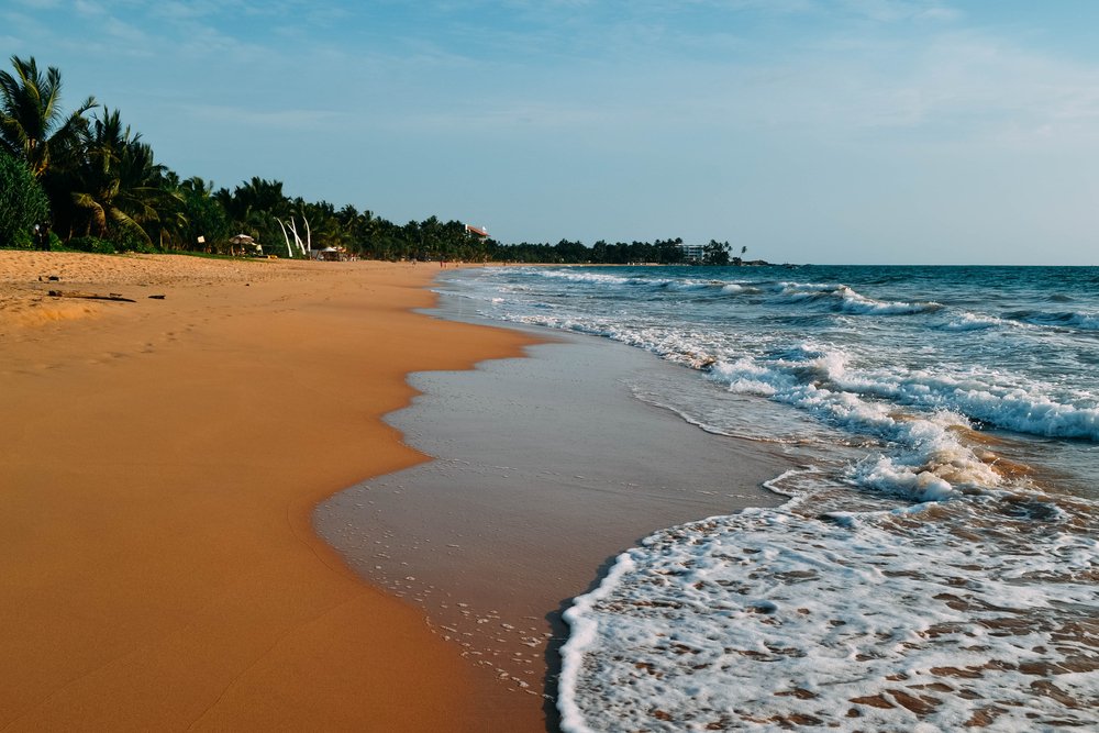 スリランカ・コロンボのビーチと街並みの写真素材FYI04501733ストックフォトの Qlean Market キュリンマーケット