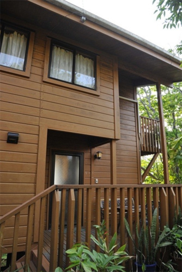 希望ヶ丘ペンション研修館1号館 白い館 沖縄県