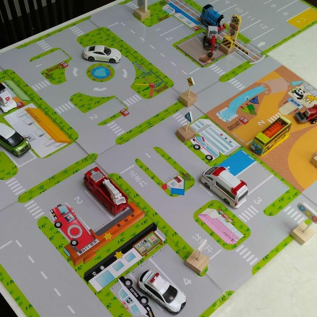 トミカ 道路パーキング＆ロータリー！ハンドメイド手作りおもちゃ 駐車場